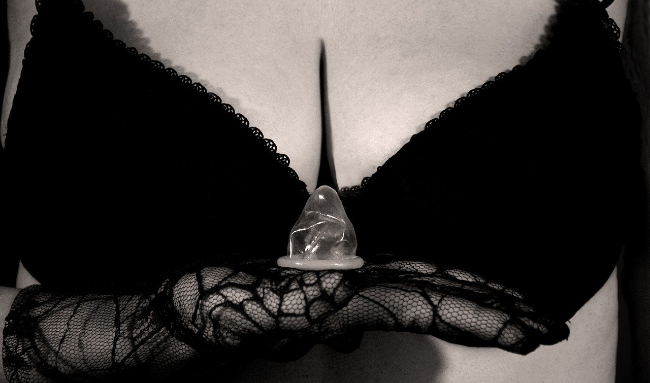 Беременность от мужской смазки – реальность или миф