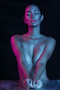 красавица с фигурой фотомодели