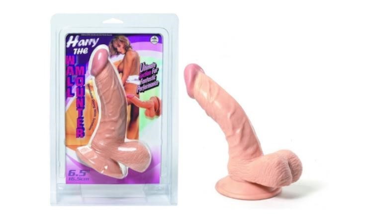 фаллоимитатор на присоске