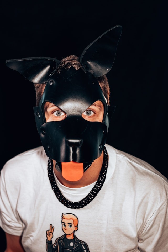 извращенец